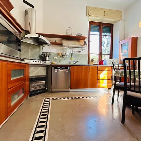 Hébergement de vacances Casa Neu Travedona